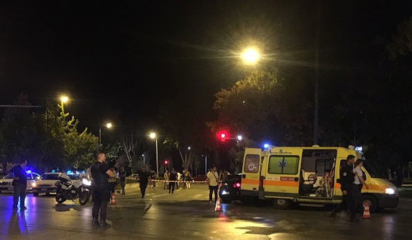 Πολύνεκρο τροχαίο σημειώθηκε στις 3 τα ξημερώματα, στο κέντρο της Θεσσαλονίκης...Τρεις άνδρες έχασαν τη ζωή τους - Φωτογραφία 2