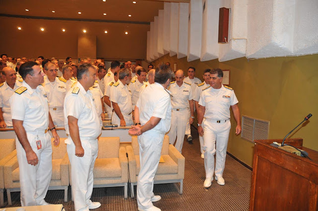 Ομιλία Αρχηγού ΓΕΝ σε Προσωπικό του Πολεμικού Ναυτικού - Φωτογραφία 1