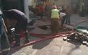 Καταστροφή -  Έσπασε αγωγός- Πλημμύρισαν καταστήματα στα Τρίκαλα [photos] - Φωτογραφία 4