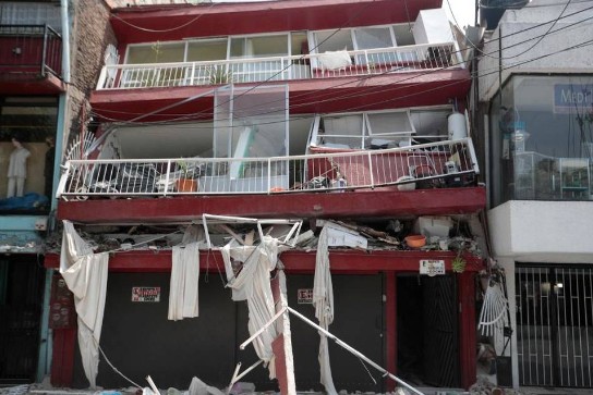 Φονικός σεισμός ισοπέδωσε το Μεξικό: Ξεπέρασαν τους 200 οι νεκροί – Συγκλονιστικές εικόνες - Φωτογραφία 12