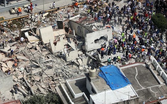 Φονικός σεισμός ισοπέδωσε το Μεξικό: Ξεπέρασαν τους 200 οι νεκροί – Συγκλονιστικές εικόνες - Φωτογραφία 3