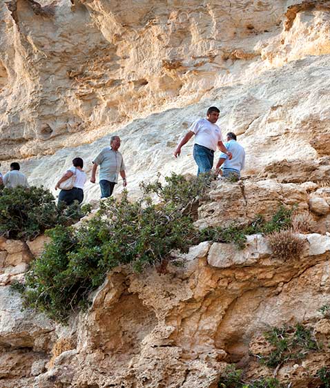 Δεκαπεντάρηδες της Κρήτης: Οι σύγχρονοι «Απόστολοι εκ περάτων» - Φωτογραφία 1
