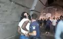 ΚΕΕΡΦΑ: Αστυνομικοί χτύπησαν μετανάστη μουσικό δρόμου στο Μοναστηράκι και μέσα στο Α.Τ. Ομονοίας - Φωτογραφία 2