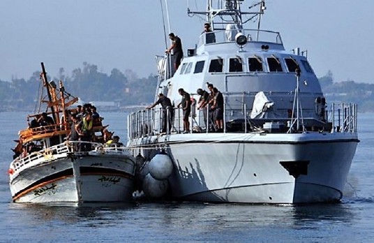 Ρέθυμνο: Εγκλωβισμένοι στα Παξιμάδια πρόσφυγες που κινδύνευσαν στη θάλασσα! - Φωτογραφία 1