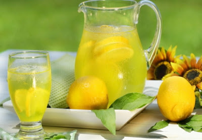 Τι πρέπει να προσέχουμε πίνοντας χυμό από λεμόνι - λεμονάδα - Φωτογραφία 1