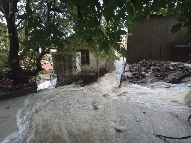 Καταλυτική η παρέμβαση του Δ' ΣΣ και του Στρατηγού Καμπά στις πλημμύρες στη Σαμοθράκη - Φωτογραφία 7