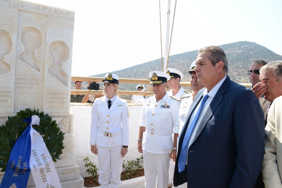 Αποκαλυπτήρια μνημείου τριών πεσόντων ηρώων ΠΝ στην Κίναρο (ΦΩΤΟ-ΒΙΝΤΕΟ) - Φωτογραφία 5