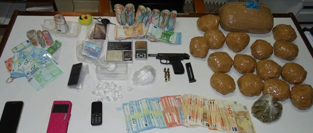 Εξαρθρώθηκε εγκληματική οργάνωση που διακινούσε ναρκωτικά στην νήσο Ζάκυνθο - Φωτογραφία 2