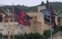Άγιο Όρος – Σήκωσαν μαύρες σημαίες στην Ι.Μ. Δοχειαρίου που αναγράφουν: «Έξω οι Αντίχριστοι από το Άγιον Όρος» - Φωτογραφία 1