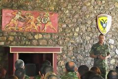 Επισκέψεις Αρχηγού ΓΕΣ σε Διευθύνσεις Όπλων του ΓΕΣ και σε Σχολές Εφαρμογής