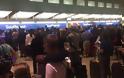 Χάος στα αεροδρόμια του πλανήτη: Κατέρρευσαν τα συστήματα check-in σε ΗΠΑ, Αγγλία, Γαλλία, Ελβετία - Φωτογραφία 5