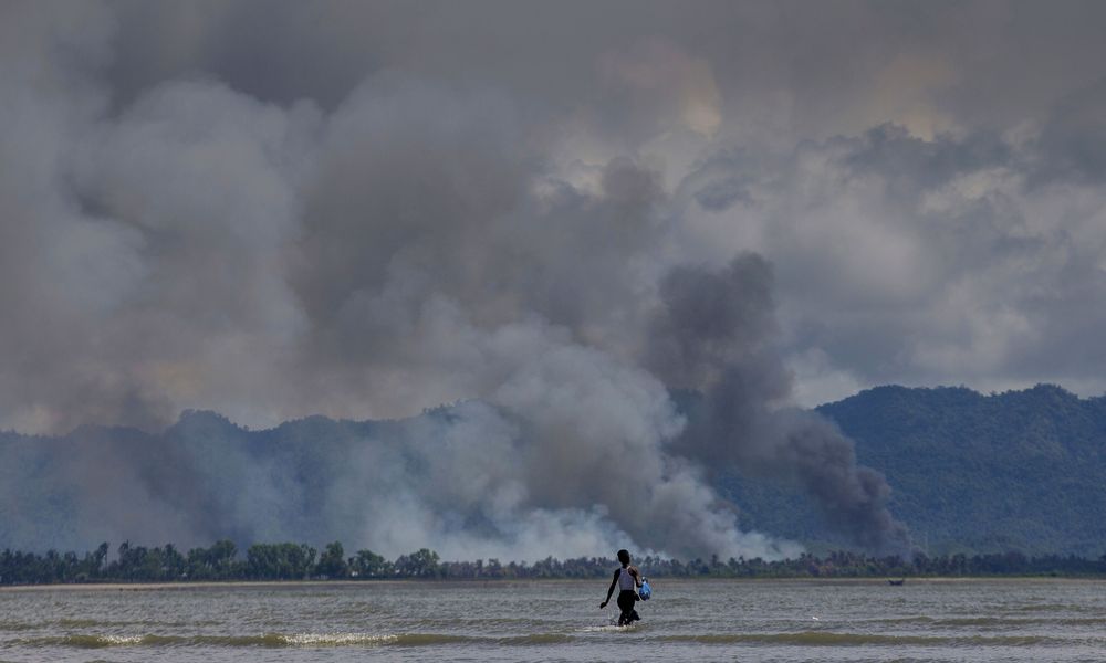 Ποιος καίει τα χωριά των Ροχίνγκια; - Φωτογραφία 1
