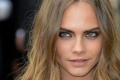 Cara Delevingne: «Μισούσα τον εαυτό μου γιατί είχα κατάθλιψη»