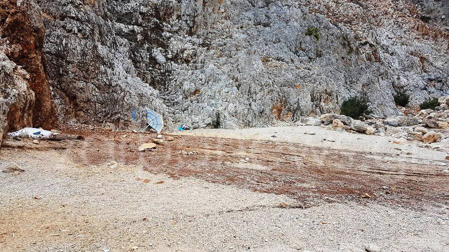 Σεϊτάν Λιμάνια: Δείτε πώς έγινε η «κρυφή παραλία» των Χανίων μετά την πρώτη κακοκαιρία - Φωτογραφία 6
