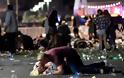Μακελειό σε συναυλία στο Λας Βέγκας. 20 Νεκροί και 100 Τραυματίες - Φωτογραφία 12