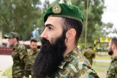 ΠΑΡΜΕΝΙΩΝ: Αυτός είναι ο αλεξιπτωτιστής που κάνει το γύρο του διαδικτύου! ΦΩΤΟ