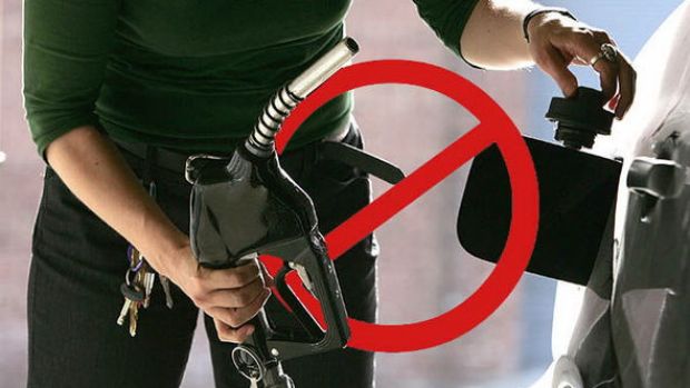 Οριστικό: Πού θα απαγορευτούν τα βενζινοκίνητα και τα ντίζελ αυτοκίνητα και πότε - Φωτογραφία 1