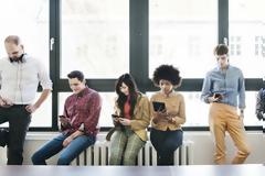 Digital detox: 5 λόγοι να «κόψεις» τα social media μαχαίρι