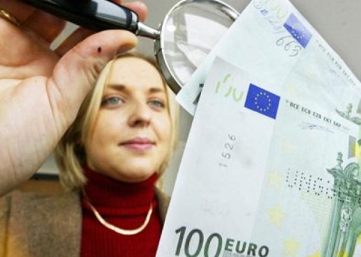 Αναλυτές FX: Γιατί το ευρώ δεν είναι «ελκυστικό» - Φωτογραφία 1