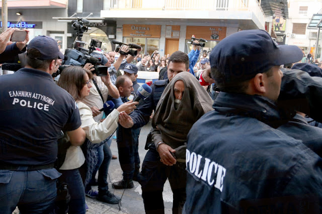 Η Κρήτη αποδοκιμάζει τους απαγωγείς του Λεμπιδάκη [Εικόνες] - Φωτογραφία 8