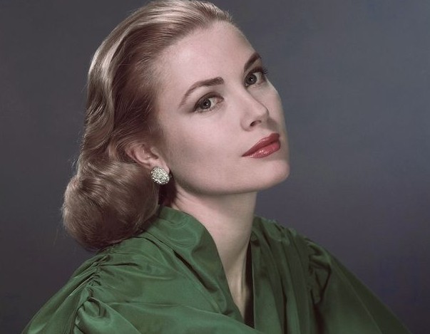 Η εγγονή της Grace Kelly έχει κληρονομήσει τη γοητεία της γιαγιάς της - Φωτογραφία 3