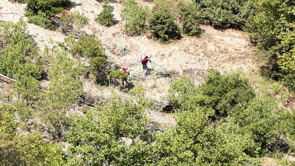 Λαμία: Επιχείρηση διάσωσης σε φαράγγι του Γοργοποτάμου - Εντυπωσιακές εικόνες - Φωτογραφία 10