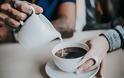 Tips για να γλυκάνεις τον καφέ σου χωρίς να προσθέσεις ζάχαρη