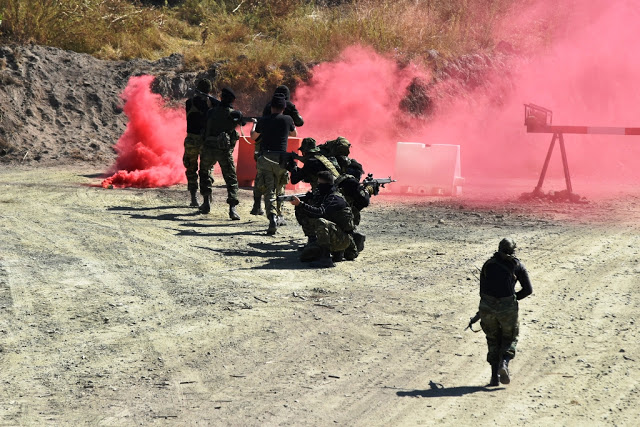 Επίσκεψη Αρχηγού ΓΕΣ στην Περιοχή Ευθύνης της 9ης Μηχανοποιημένης Ταξιαρχίας Πεζικού - Φωτογραφία 16