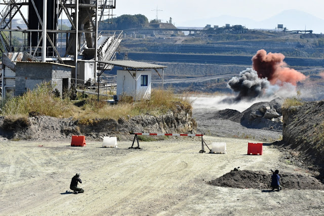 Επίσκεψη Αρχηγού ΓΕΣ στην Περιοχή Ευθύνης της 9ης Μηχανοποιημένης Ταξιαρχίας Πεζικού - Φωτογραφία 17