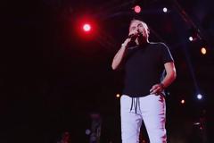 Νύχτες αποθέωσης για Σταμάτη Γονίδη  στη νυχτερινή Αθήνα και στο Βοτανικό