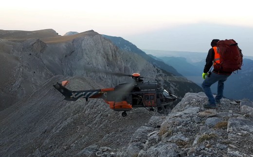 Ζωντανός απεγκλωβίστηκε χθες ο Τσέχος ορειβάτης στον Όλυμπο - Φωτογραφία 1