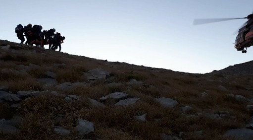 Ζωντανός απεγκλωβίστηκε χθες ο Τσέχος ορειβάτης στον Όλυμπο - Φωτογραφία 4