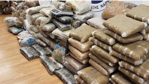 Εξαρθρώθηκε εγκληματική οργάνωση «μαμούθ» - Κατασχέθηκαν 366 κιλά κάνναβης - Φωτογραφία 1