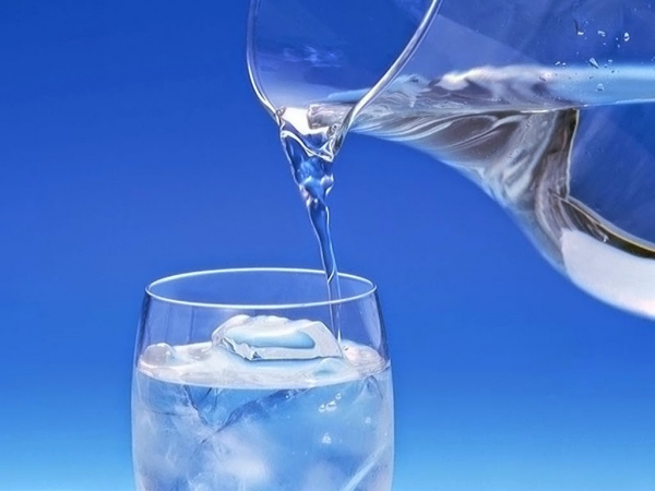 Πώς να υπολογίσετε πόσο νερό πρέπει να πίνετε την ημέρα - Φωτογραφία 1