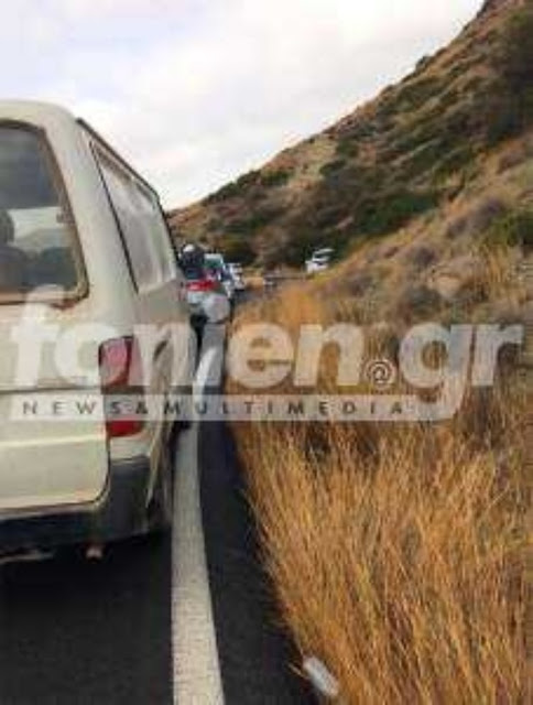 Ενέδρα σε γνωστό καρδιολόγο! - Γάζωσαν το αυτοκίνητό του - Φωτογραφία 3