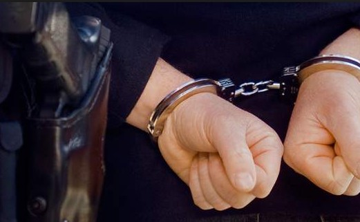 Συνελήφθη ανδρόγυνο για ληστείες σε βάρος ηλικιωμένων ανδρών - Φωτογραφία 1