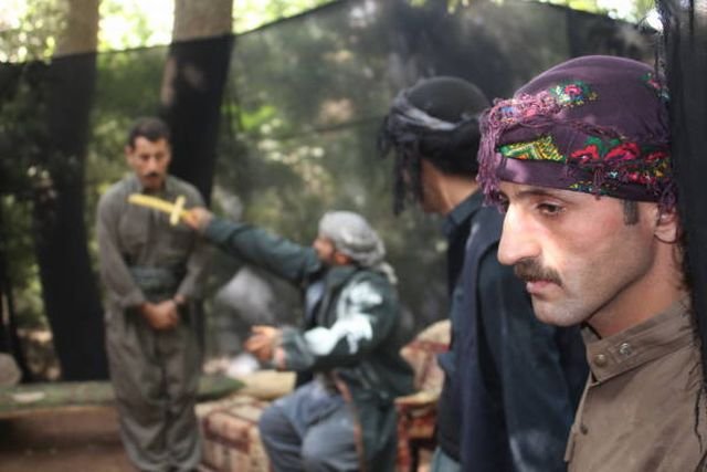Κούρδοι του PKK παίζουν την «Αντιγόνη» του Σοφοκλή όσο οι Τούρκοι τους βομβαρδίζουν - Φωτογραφία 2