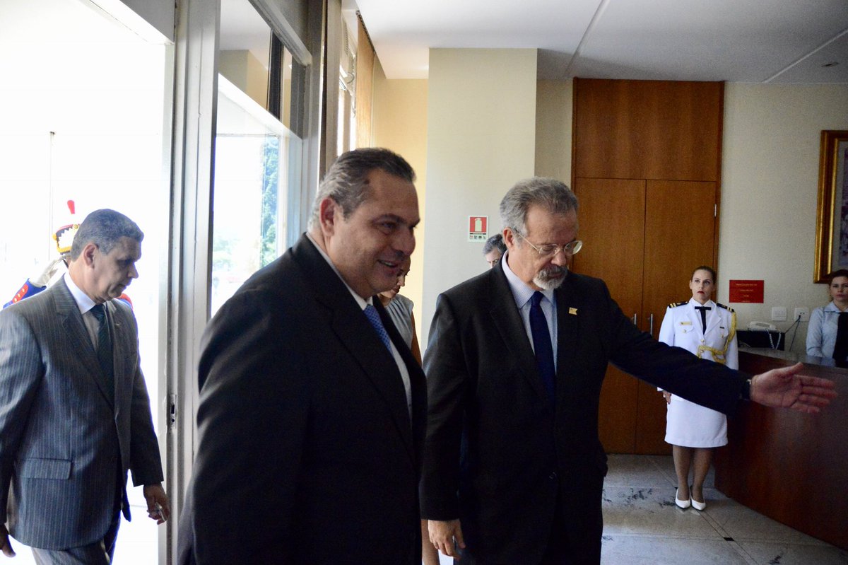Συνάντηση Καμμένου με τον υπουργό Άμυνας της Βραζιλίας (ΦΩΤΟ) - Φωτογραφία 4
