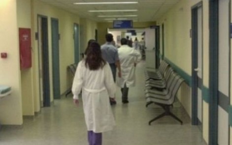 Φθιώτιδα: Τι ψάχνουν οι «Ράμπο» των Εσωτερικών Υποθέσεων στο Νοσοκομείο Λαμίας; - Φωτογραφία 1