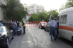 Πάτρα: Μεθυσμένος ποδηλάτης έπεσε επάνω σε δίκυκλο - Στο νοσοκομείο ένας τραυματίας