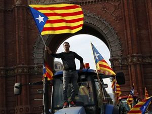 Μαδρίτη: Προθεσμία 5 ημερών στην Καταλονία - Φωτογραφία 1