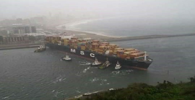 Containership της MSC έκλεισε το Ντέρμπαν – ένας νεκρός από κοντέινερ [video] - Φωτογραφία 1