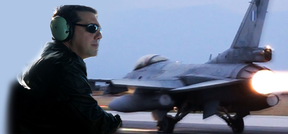 Πτήση του Πρωθυπουργού Α. Τσίπρα με F-16 στο Αιγαίο - Φωτογραφία 1