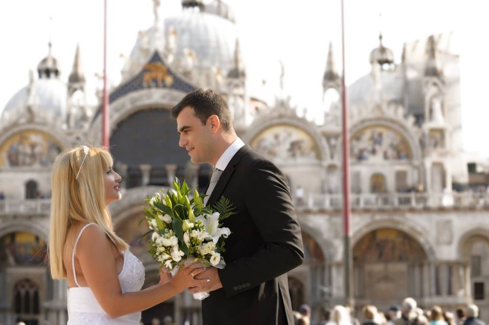 Από τα Χανιά στη Βενετία… Παραμυθένιος γάμος για την Έλβη Στασσίνου – Επόμενος στόχος η Βουλή [photos] - Φωτογραφία 13
