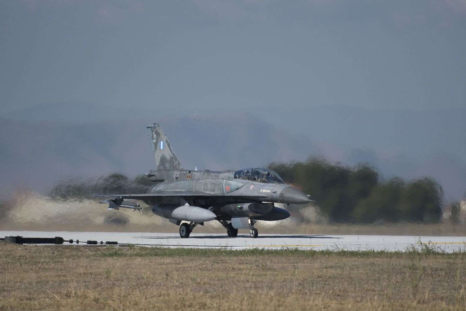 Η πτήση Τσίπρα με το F-16 (2 BINTEO - 12 ΦΩΤΟ) - Φωτογραφία 7