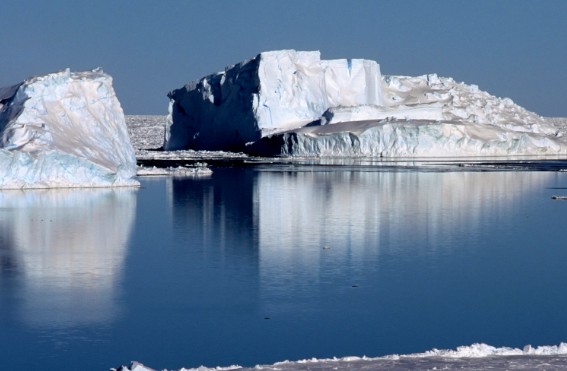 Μυστηριώδης, κολοσσιαία τρύπα εμφανίστηκε στην Ανταρκτική: Οι επιστήμονες δεν έχουν ιδέα τι την προκάλεσε - Φωτογραφία 1