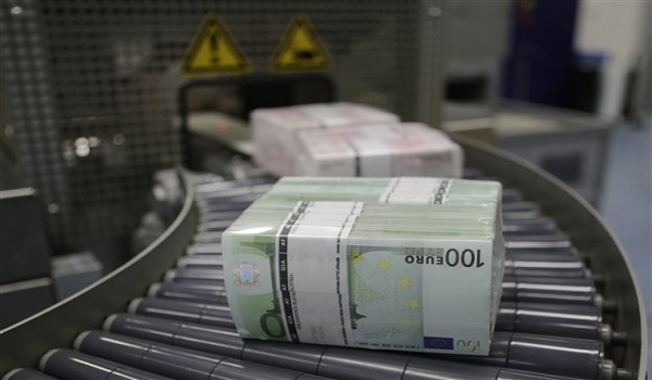 Ο ρακοσυλλέκτης που έφαγε 11 εκατ. ευρώ σε 8 χρόνια - Φωτογραφία 1