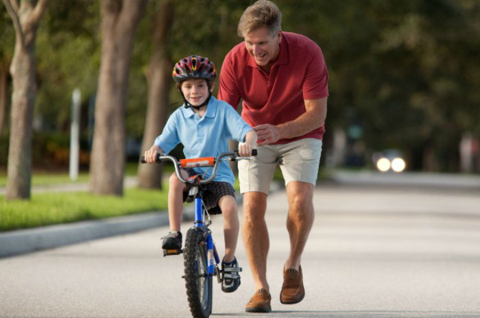 Όταν φτάνει η ώρα να μάθει το παιδί σας ποδήλατο - Φωτογραφία 1