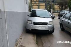 O Δήμαρχος Γρηγόρης Κωνσταντέλλος παραβάτης του ΚΟΚ; – Πάρκαρε το αυτοκίνητό του πάνω σε πεζοδρόμιο [photos]