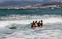 Πιτσιρικάς κόντεψε να πνιγεί στην Χρυσή Ακτή: Καρέ – καρέ η συγκλονιστική διάσωση | Photos - Φωτογραφία 4